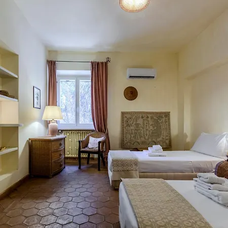 Luxury Flaminia 50 Mt From The *