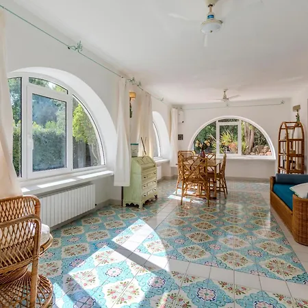 Luxury Flaminia 50 Mt From The Βίλα