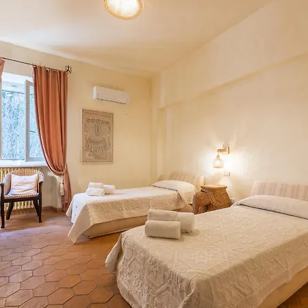 Luxury Flaminia 50 Mt From The *